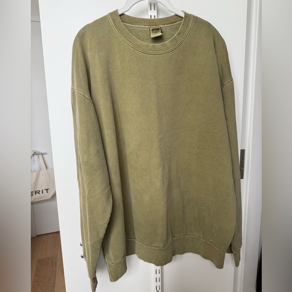 Only NY Men's Premium Basics Sweatshirt in Olive, L